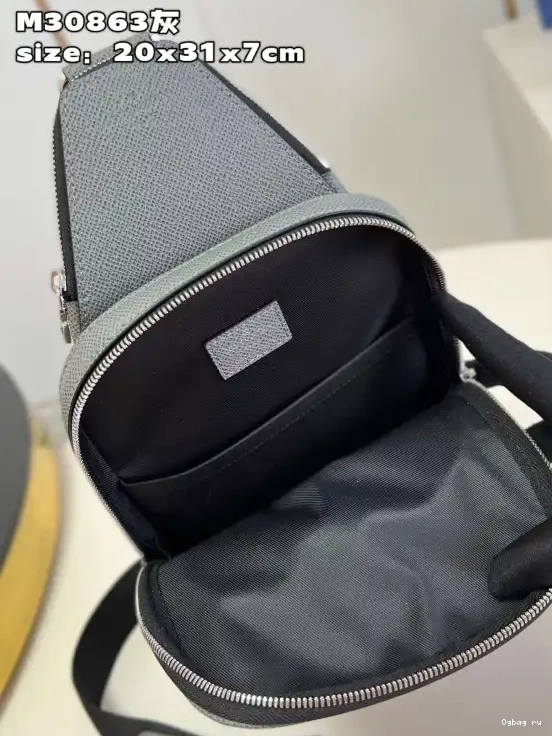 NM-31*20*7CM VUITTON Avenue LOUIS Slingbag 0706